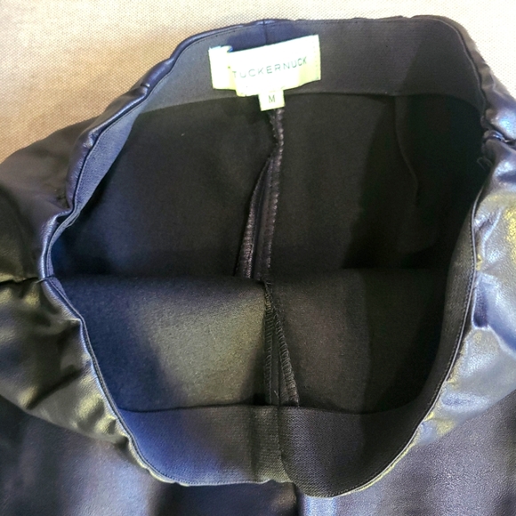 TUCKERNUCK Navy 'Ashford' Vegan Leather Side-Zip Ankle Flare High Leggings M - Picture 7 of 11